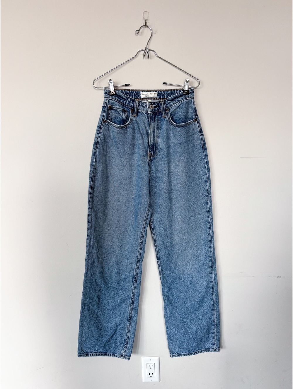 Abercrombie & Fitch Light Wash The Loose High Rise Curve Love Medium Wash Jeans